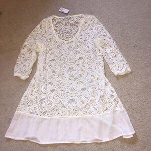 NWT Maurice’s women’s top size 0